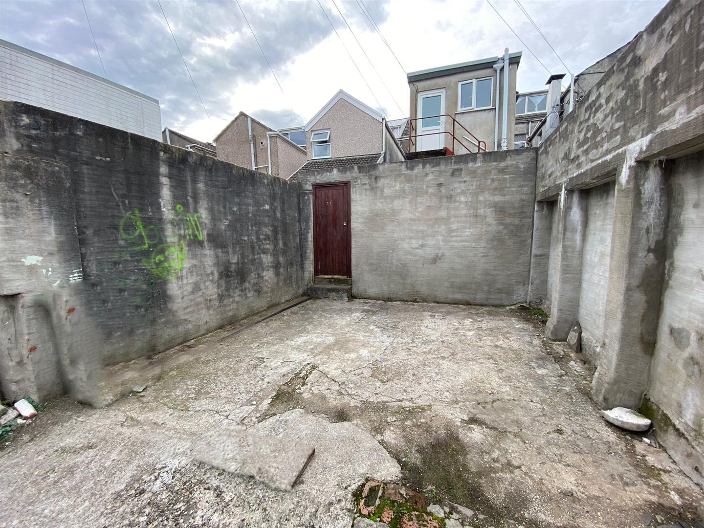 King Edwards Road, Swansea, SA1 4LX